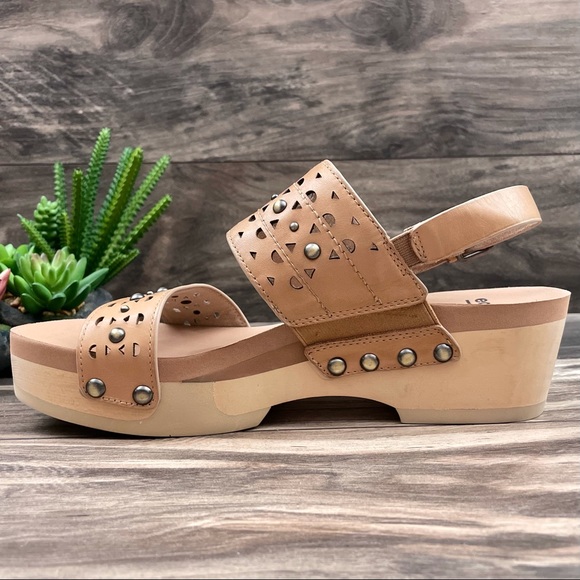 NIB Earth Pine Toba Slingback Studded Clog Sandal - Picture 6 of 11